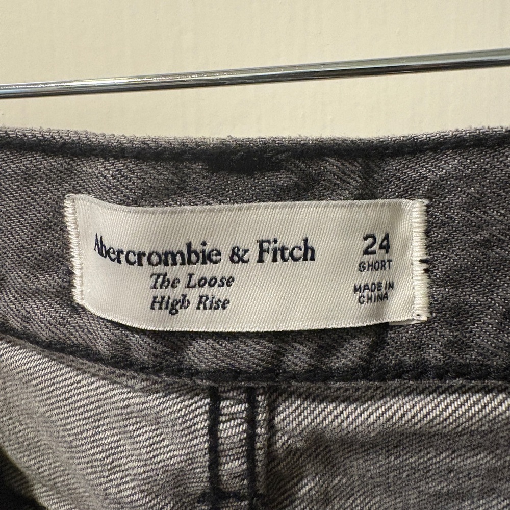 Abercrombie & Fitch Gray Studded Wide-Leg Jeans - Picture 2 of 3